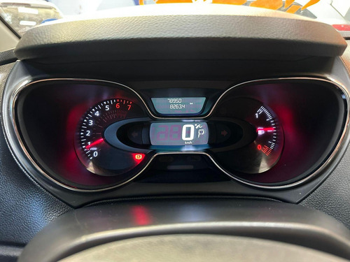 Renault Captur Renault Captur Intense 2.0 16v (Aut) (Flex)