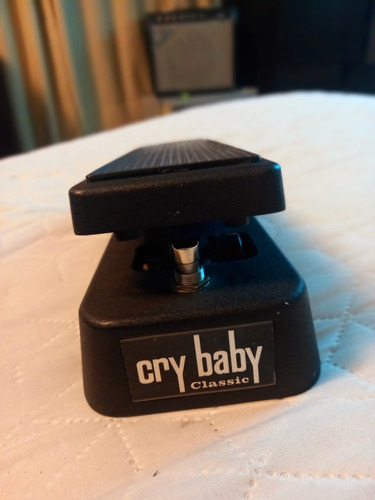 Pedal Cry Baby Dunlop Gcb-95f Classic