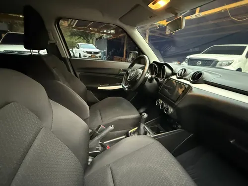 Suzuki Swift 1.2 Hybrid
