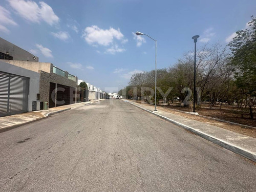 Casa Completamente Amueblada En El Fracc. Las Americas, Mérida, Yucatán