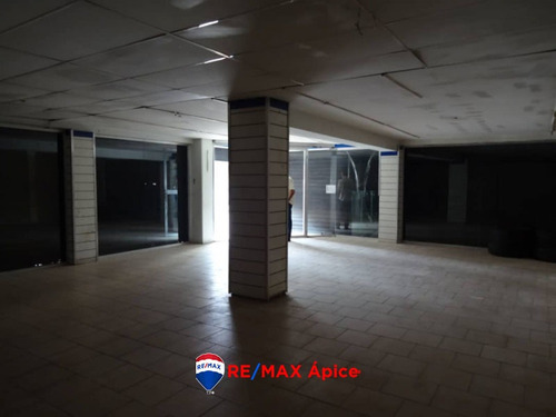 Imagen 7 de 7 de Se Alquila Local Comercial En El Centro, Entre Calle Piar Co