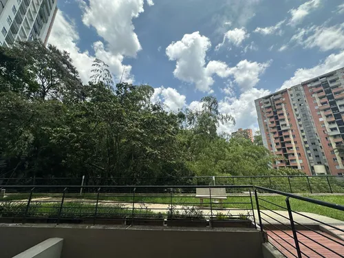 Aparta Estudio En Venta, Sector Loma Del Encierro, Poblado- Conjunto Cantizal