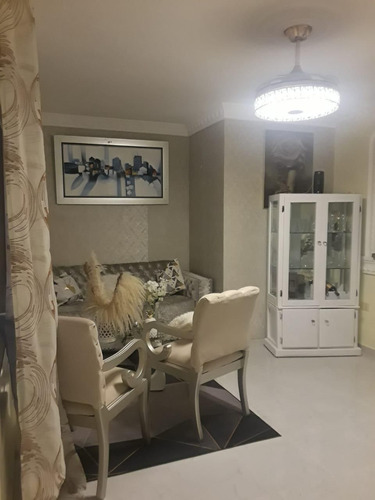 Se Vende Edificio De 3 Niveles En Jardines Del Ozama