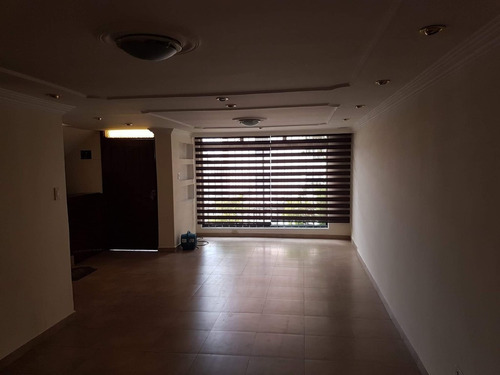 Imagen 3 de 14 de Casa Esquinera Comercial