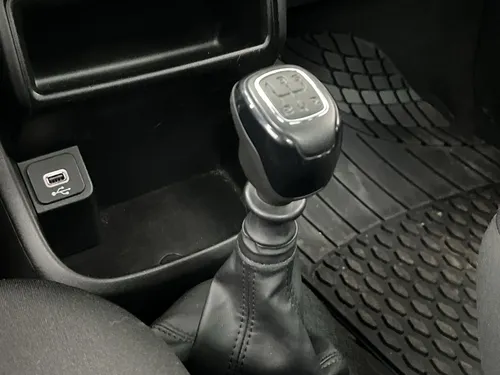 RAM 700 1.3L CS SLT MT