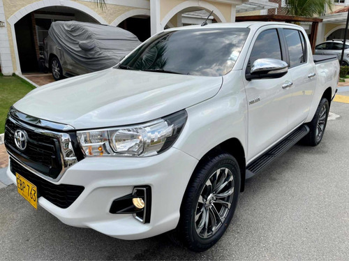 Toyota Hilux 2.8 Srv Automatica 4x4