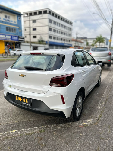 Chevrolet Onix lt