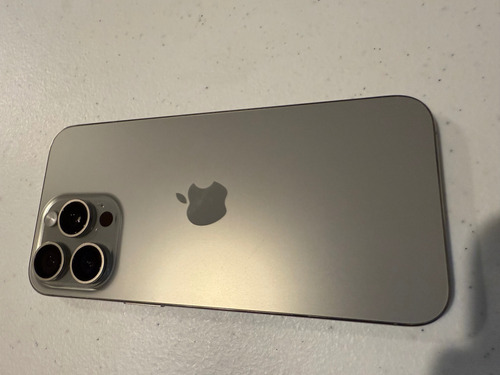 iPhone 15 Pro Max 256 Gb Telcel Titanio Natural (Usado)