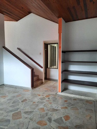 Se Arrienda Apartamento