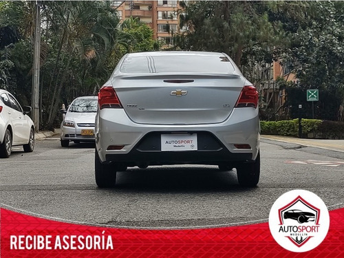 Chevrolet Onix Ltz Sedán - Autosport Medellín
