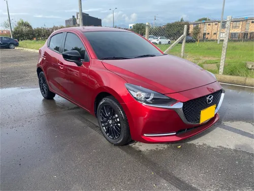 Mazda 2 1,5 touring carbon edition