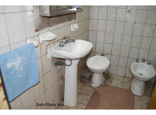 Venta Casa Multi-vivienda (2 Casas De 2 Dorm. + Comercio) Apta Credito