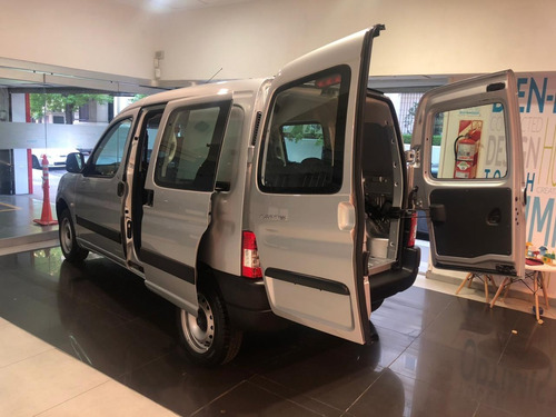 Imagen 6 de 15 de Citroen Berlingo Furgón Hdi Mixto 0km - Darc Autos