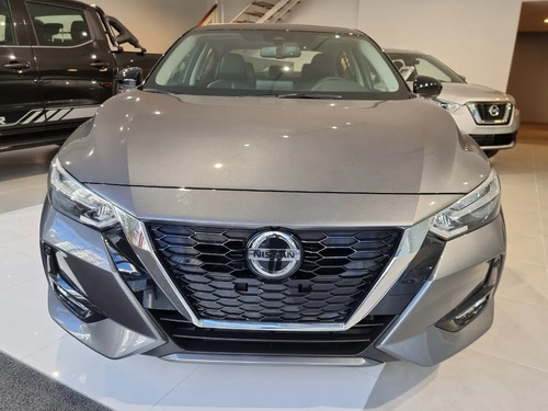 Imagen 20 de 25 de Nissan Sentra Exclusive Cvt 2.0 Cesar