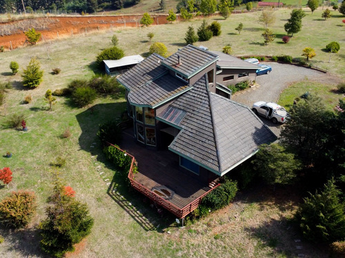 Venta De Campo Con Moderna Casa En La Unión