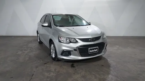 Chevrolet Sonic 1.6 MT D LT