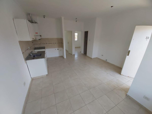 Imagen 2 de 11 de Departamento - San Miguel