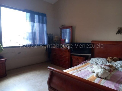 Imagen 14 de 20 de Vendo Casa Tipo Townhouse En Urbanizacion Doña Elvira, Codigo 22-25035 Cm