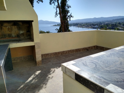 Promo!!! Alquiler Temporada Carlos Paz Con Pileta( Habilitar 15/12 Hasta 20/03) Y Frente Del Lago- Para 4-6 Perosnass