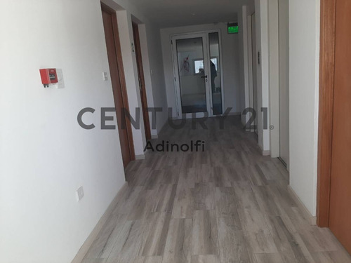 Imagen 27 de 30 de Av. 19 E/ 39 Y 40 - Departamento De 1 Dormitorio En Venta