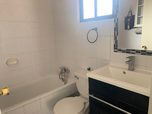 Preciosa Casa En Peñuelas Con Piscina Y Condominio Cerrado