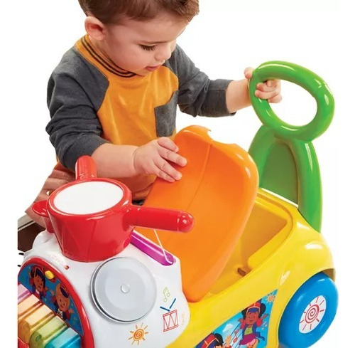 Fisher Price Montable/correpasillos Desfile Musical