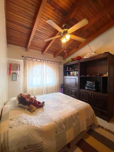 Casa - Las Guamas - 300 Mts2