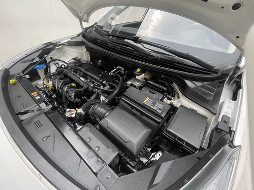 Kia Rio 1.6 L Sedan At