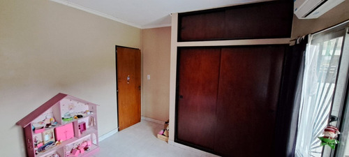 Santiago Del Estero 200 Venta Casa 4 Amb Con Cochera Ezeiza