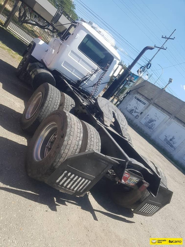 Mack Rd690s