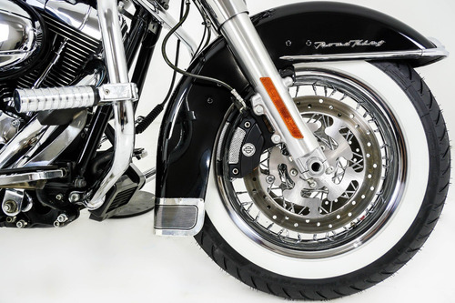 Harley Davidson Road King Classic Flhrc