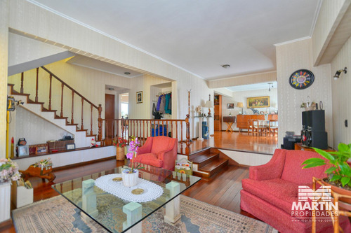 Casa En Venta En Martinez 5 Amb Con Cochera