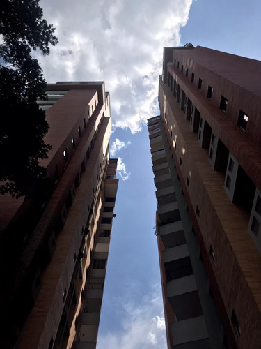 Imagen 22 de 23 de Leal Pérez Vende Apartamento En El Bosque Monticello