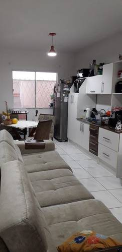 Casa À Venda Na Rua Das Hortencias, Nossa Senhora Da Paz, Balneário Piçarras - Sc - Liv-11716