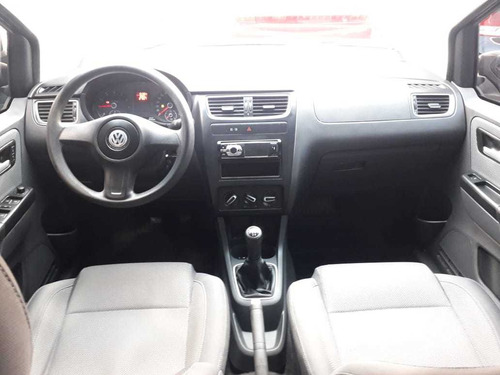 Imagem 5 de 11 de Volkswagen Fox 2012 1.6 Vht Trend Total Flex 5p