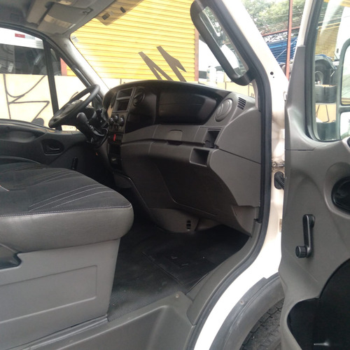 Iveco Daily 35s14 2014 Baú Com Plataforma Traseira Revisada
