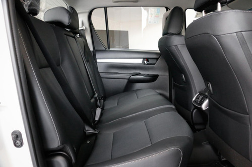 Toyota Hilux Cabine Dupla Srx 2.8 Tdi Cd 4x4 (aut)