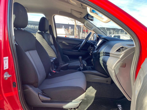Mitsubishi L200 L200 Katana D/C 2.4 TD MT CR