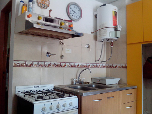 Imagen 9 de 13 de Departamento En Venta . 2 Ambientes - Cochera Privada Cubierta - 2 Ascensores- -3er Piso Al Frente