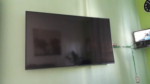 Imagem 4 de 10 de Tv Samsung De 65polegadas 4k