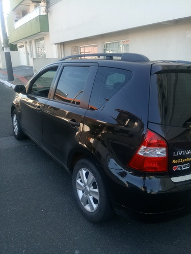 Nissan Livina 2011 1.6 Night & Day Flex 5p