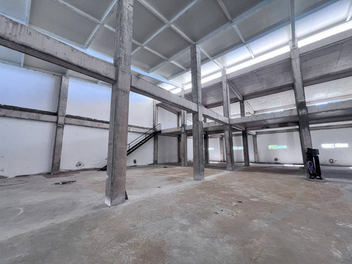 Nave Industrial En Alquiler En Punta Cana Bávaro Doble Altura, 2nivels