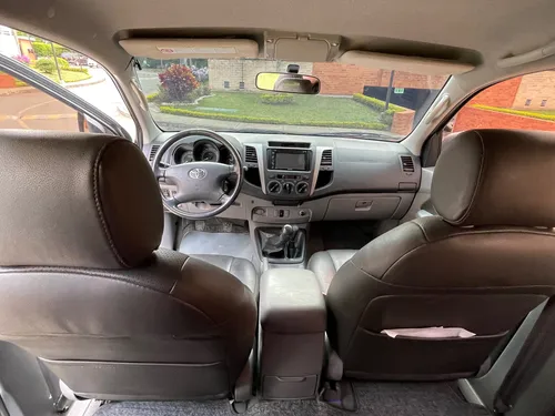 Toyota Hilux 2.7 Imv 4x4