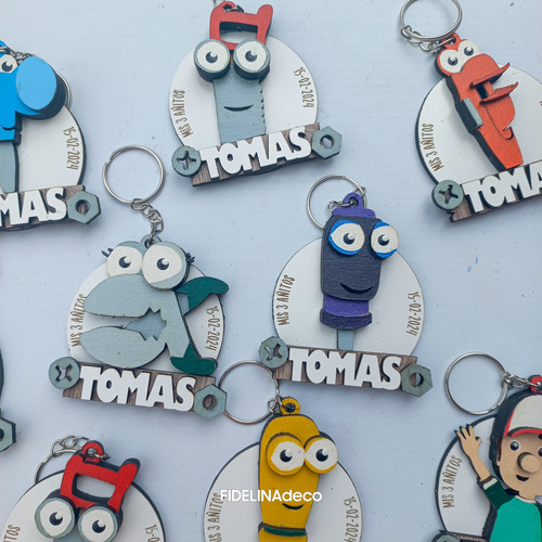 Imanes Llaveros Souvenirs Personalizados Personajes X15 Manny A La Obra