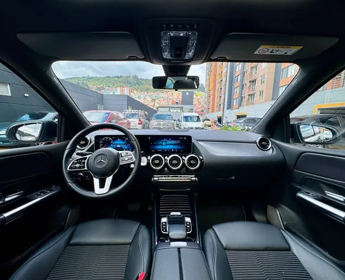 B200