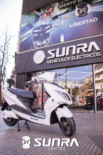 Imagen 13 de 18 de Sunra Hawk 3000w / Moto Electrica / Bateria Extraible / G