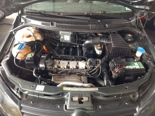 Imagem 10 de 15 de Volkswagen Voyage 1.6 Mi 8v