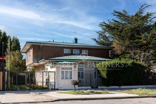Espectacular Casa En Barrio Croata