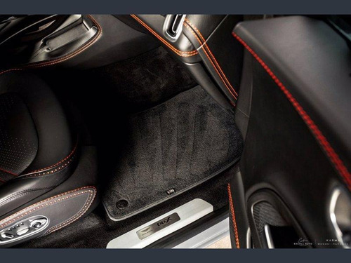 Imagem 9 de 15 de Aston Martin Dbx V8 2p