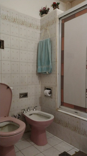 Casa Ubicada En Isidro Casanova, Partido De La Matanza, Excelente Ubicación.